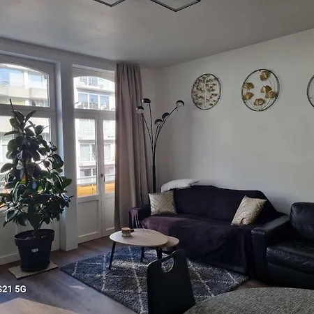 Lejlighed Welcome-renovated & Air-conditioned *